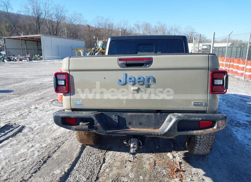 Photo 16 of 2020 Jeep Gladiator OVERLAND 4X4 (VIN 1C6HJTFG4LL169647)