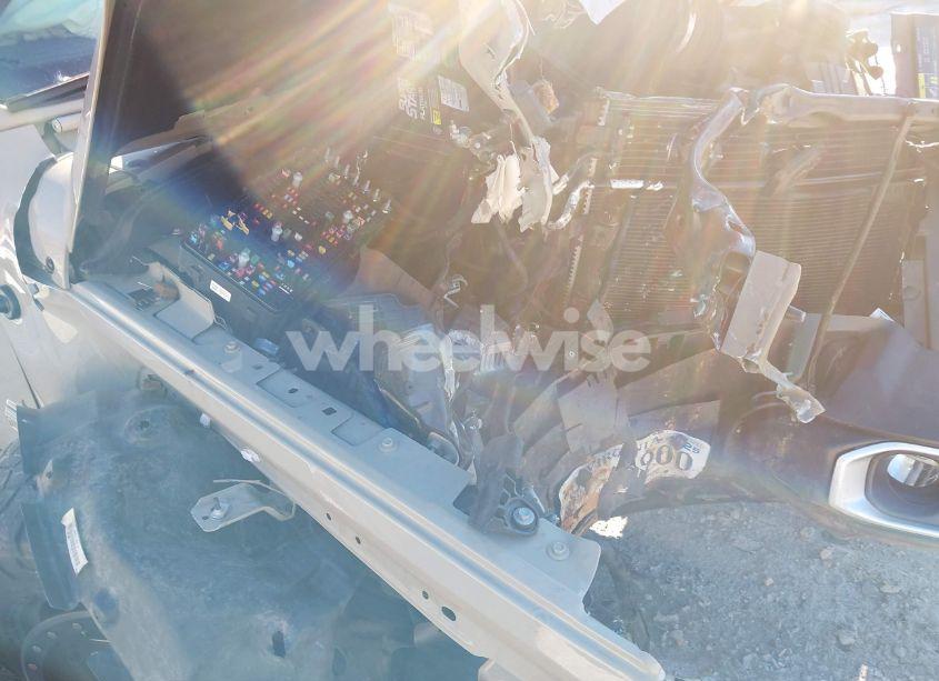 Photo 18 of 2020 Jeep Gladiator OVERLAND 4X4 (VIN 1C6HJTFG4LL169647)