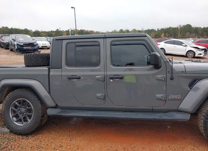 Photo 14 of 2021 Jeep Gladiator OVERLAND 4X4 (VIN 1C6HJTFG4ML505394)