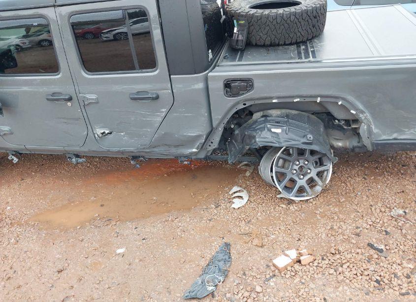 Photo 19 of 2021 Jeep Gladiator OVERLAND 4X4 (VIN 1C6HJTFG4ML505394)