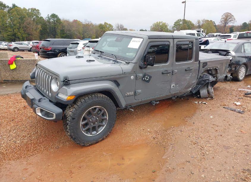 Photo 2 of 2021 Jeep Gladiator OVERLAND 4X4 (VIN 1C6HJTFG4ML505394)