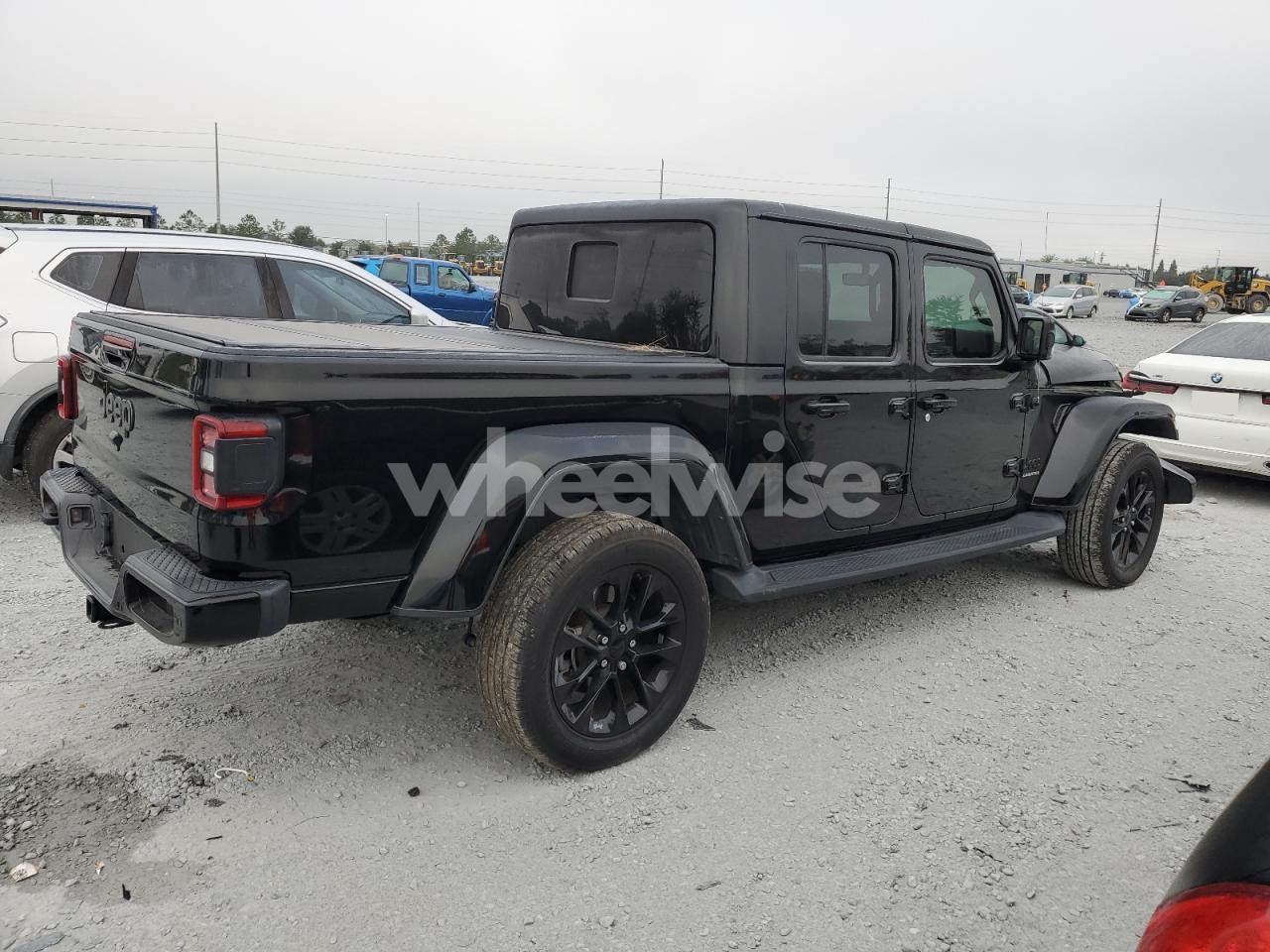 Photo 3 of 2021 JEEP GLADIATOR OVERLAND N/A (VIN 1C6HJTFG5ML566060)
