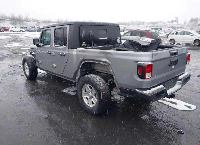 Photo 3 of 2020 Jeep Gladiator SPORT S 4X4 (VIN 1C6JJTAG0LL194277)