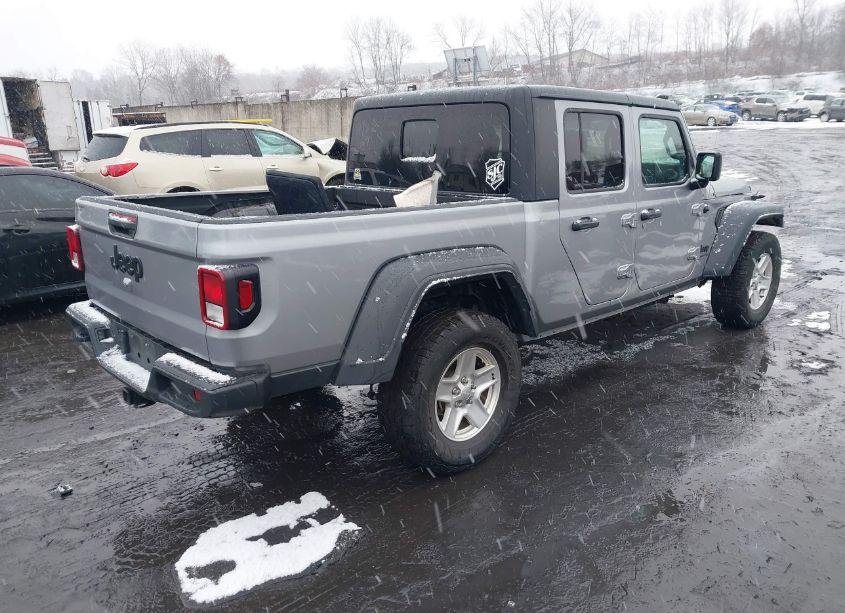 Photo 4 of 2020 Jeep Gladiator SPORT S 4X4 (VIN 1C6JJTAG0LL194277)