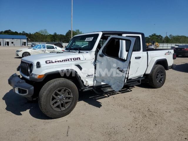 Photo 5 of 2024 JEEP GLADIATOR SPORT (VIN 1C6JJTAG1RL113909)