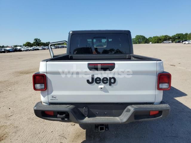 Photo 8 of 2024 JEEP GLADIATOR SPORT (VIN 1C6JJTAG1RL113909)
