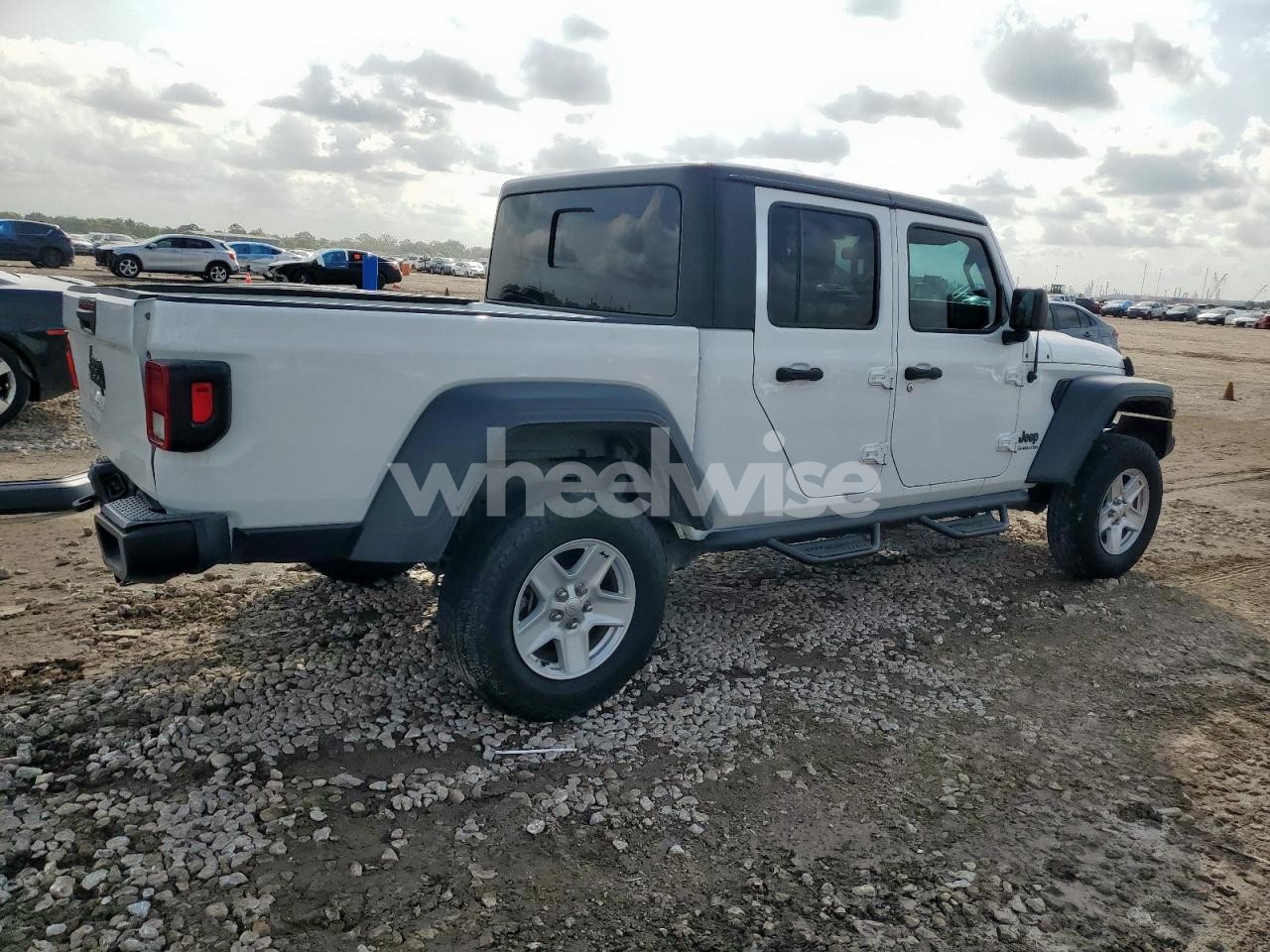 Photo 3 of 2020 JEEP GLADIATOR SPORT (VIN 1C6JJTAG4LL172671)