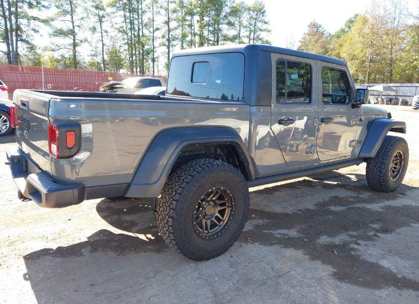 Photo 4 of 2021 Jeep Gladiator SPORT 4X4 (VIN 1C6JJTAG6ML599190)