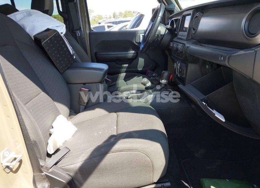 Photo 5 of 2020 Jeep Gladiator SPORT S 4X4 (VIN 1C6JJTAG7LL216016)