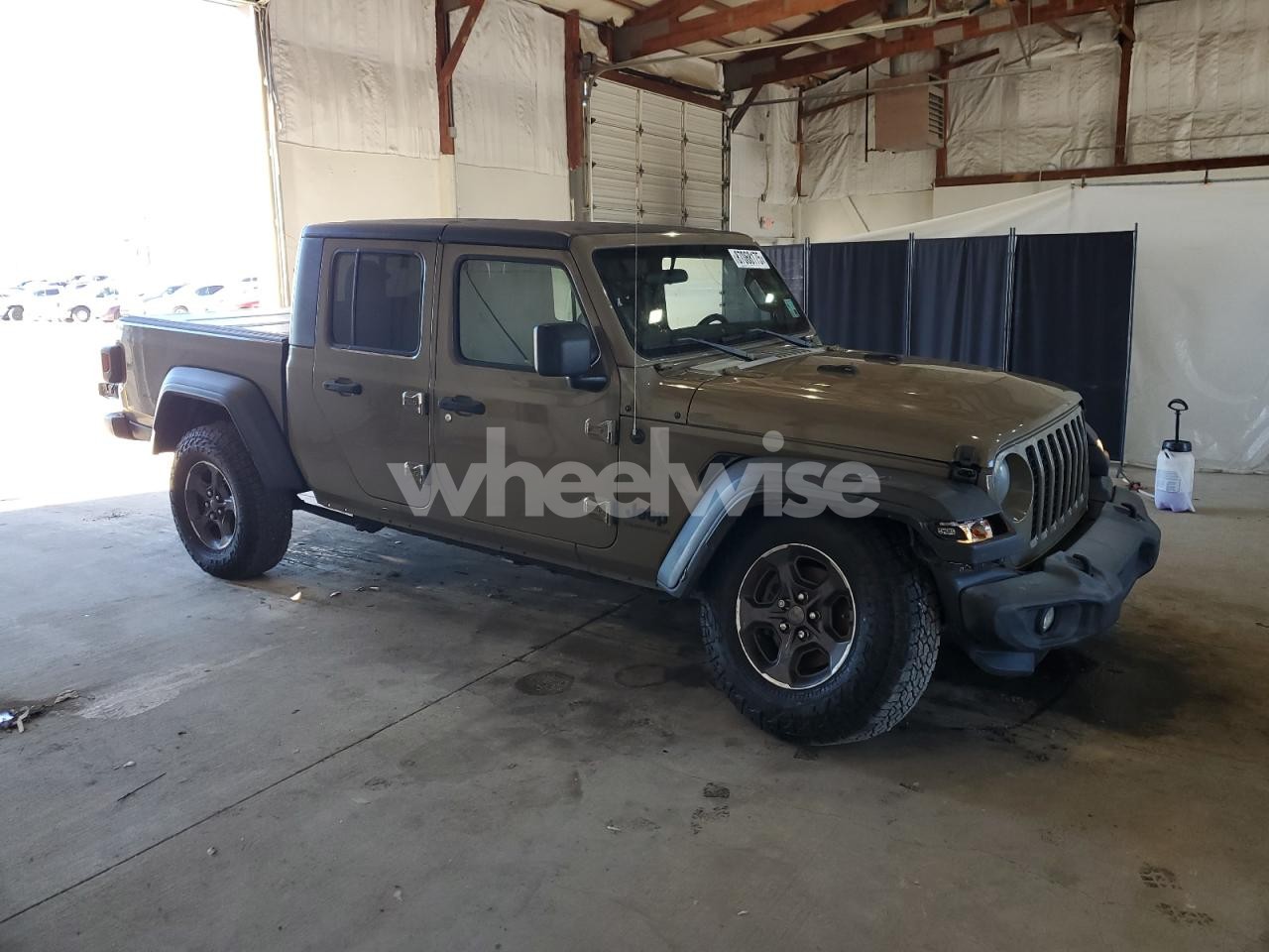 Photo 4 of 2020 JEEP GLADIATOR SPORT (VIN 1C6JJTAG9LL165862)
