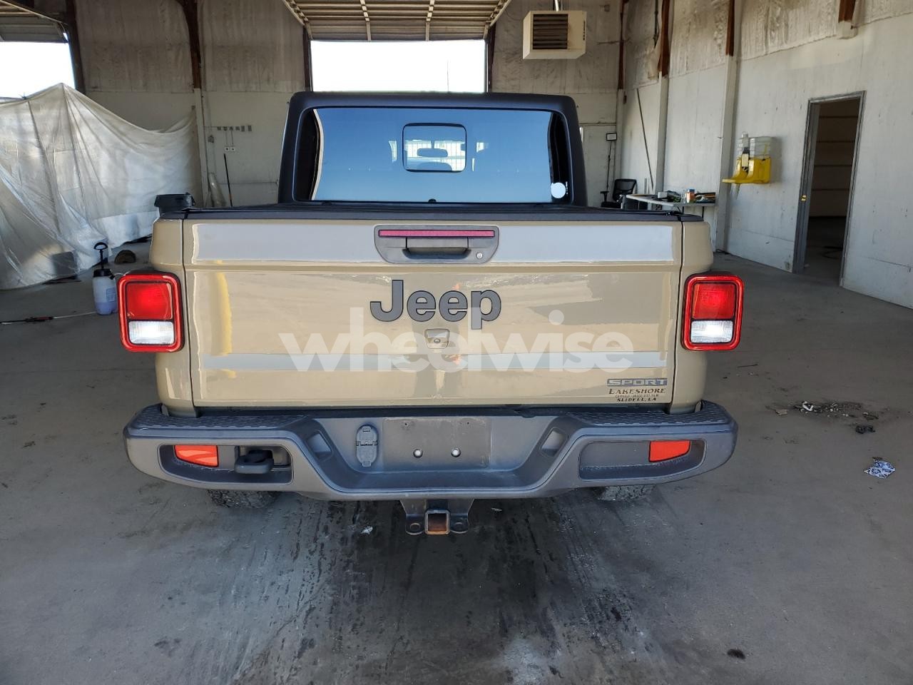 Photo 6 of 2020 JEEP GLADIATOR SPORT (VIN 1C6JJTAG9LL165862)