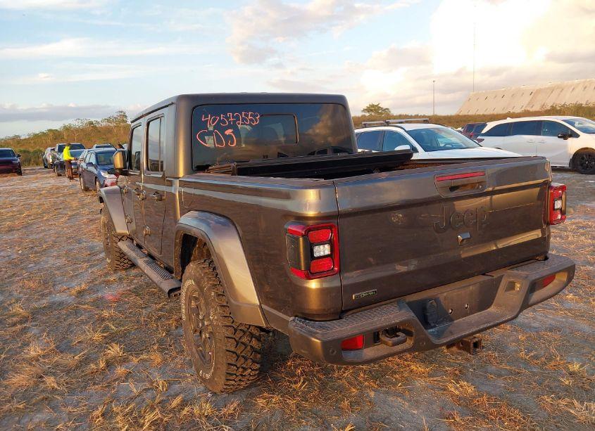 Photo 3 of 2021 Jeep Gladiator WILLYS 4X4 (VIN 1C6JJTAM7ML570772)