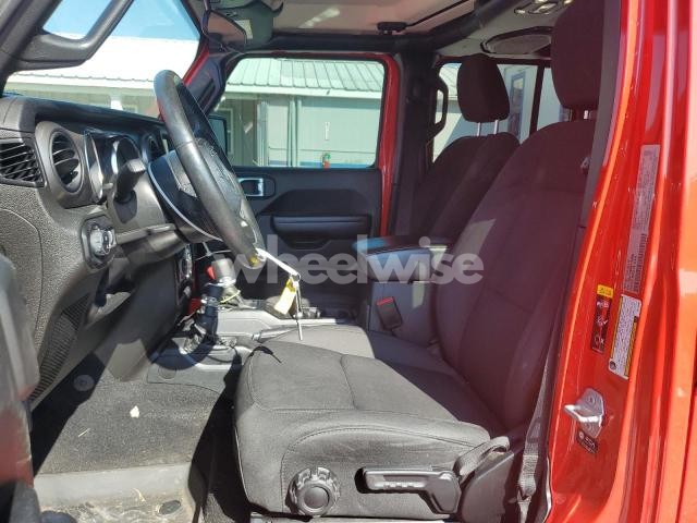 Photo 12 of 2022 JEEP GLADIATOR SPORT (VIN 1C6JJTAM9NL110840)