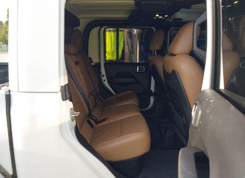 Photo 8 of 2021 Jeep Gladiator RUBICON 4X4 (VIN 1C6JJTBG1ML501679)