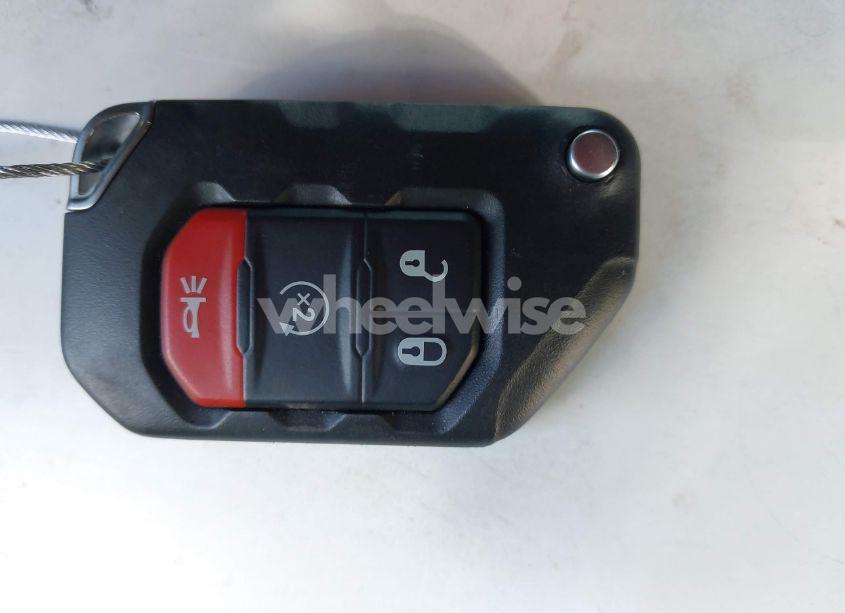 Photo 11 of 2022 Jeep Gladiator RUBICON 4X4 (VIN 1C6JJTBG1NL163699)