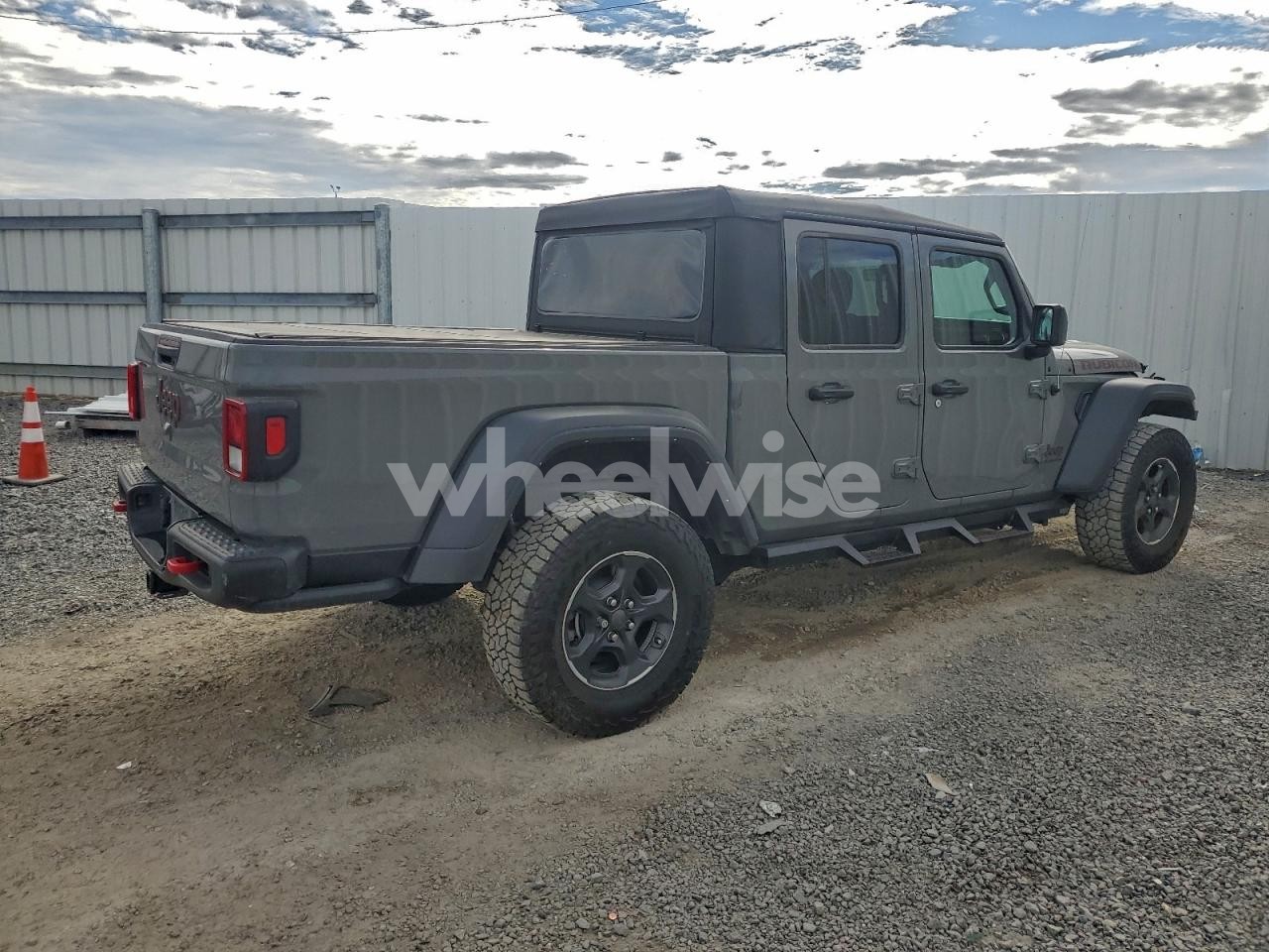 Photo 3 of 2023 JEEP GLADIATOR RUBICON (VIN 1C6JJTBG2PL548210)