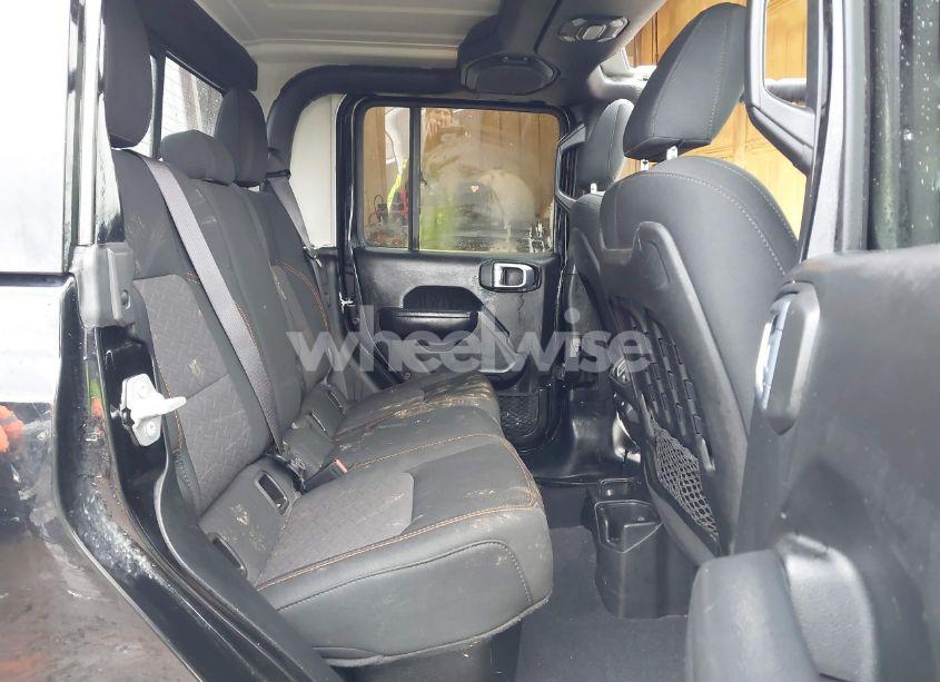 Photo 8 of 2021 Jeep Gladiator MOJAVE 4X4 (VIN 1C6JJTEG0ML543319)