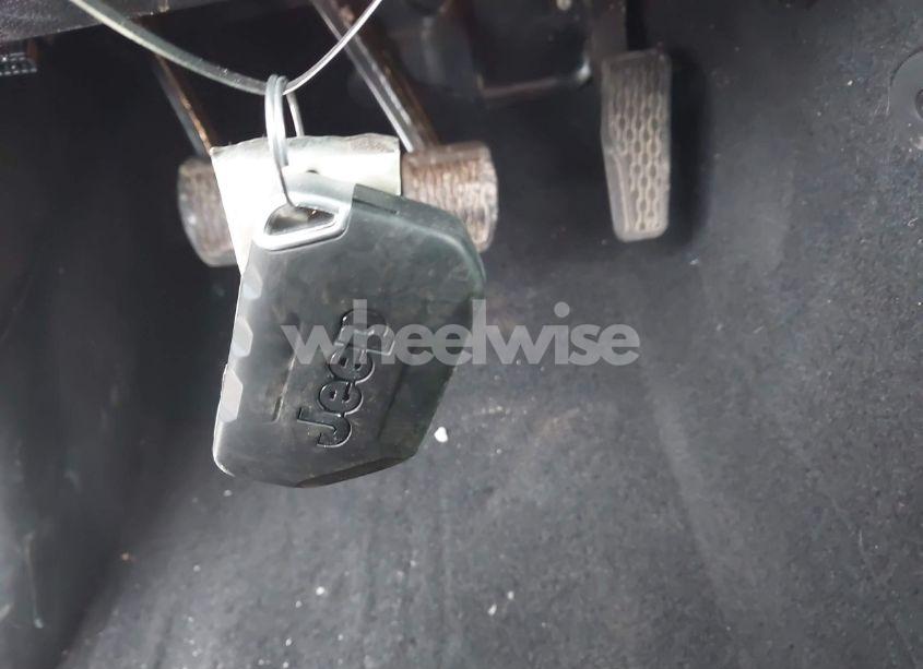 Photo 11 of 2021 Jeep Gladiator MOJAVE 4X4 (VIN 1C6JJTEG3ML596306)