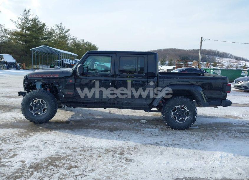 Photo 15 of 2021 Jeep Gladiator MOJAVE 4X4 (VIN 1C6JJTEG5ML612831)