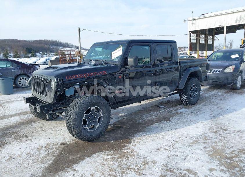 Photo 2 of 2021 Jeep Gladiator MOJAVE 4X4 (VIN 1C6JJTEG5ML612831)