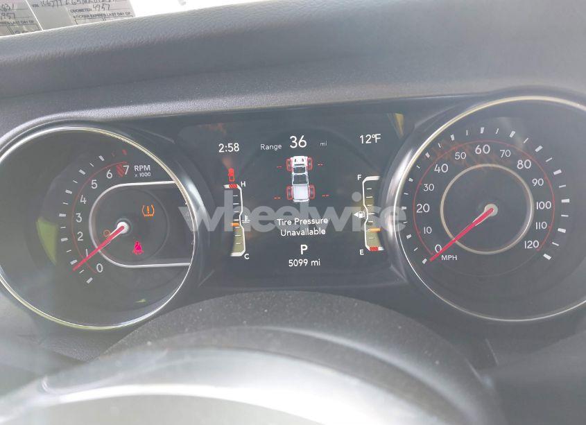 Photo 7 of 2021 Jeep Gladiator MOJAVE 4X4 (VIN 1C6JJTEG5ML612831)