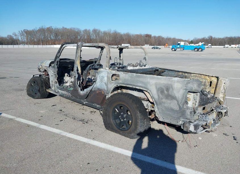 Photo 3 of 2021 Jeep Gladiator MOJAVE 4X4 (VIN 1C6JJTEG9ML568946)