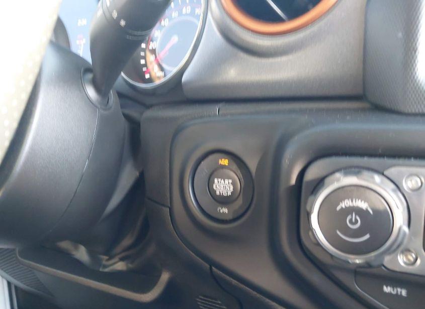 Photo 6 of 2022 Jeep Gladiator MOJAVE 4X4 (VIN 1C6JJTEGXNL139171)