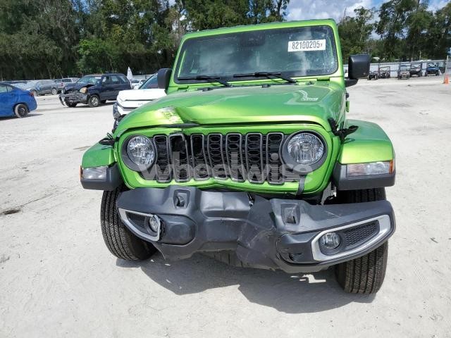 Photo 2 of 2025 JEEP GLADIATOR SPORT (VIN 1C6PJTAG7SL526434)
