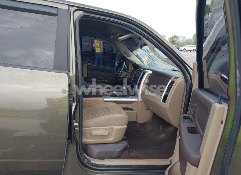 Photo 5 of 2012 Ram 1500 SLT (VIN 1C6RD7LT5CS145917)