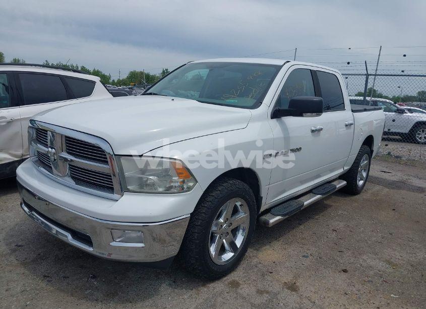 Photo 2 of 2012 Ram 1500 SLT (VIN 1C6RD7LT6CS122906)
