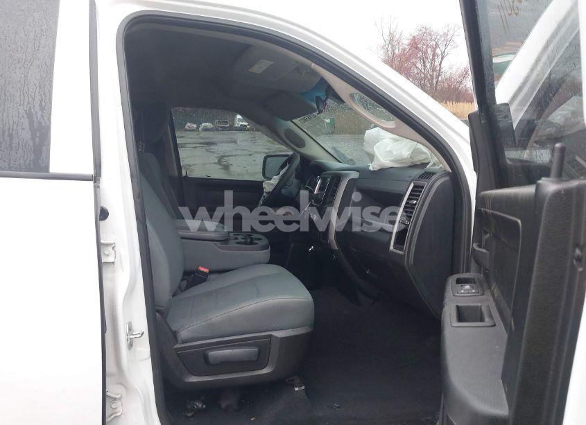 Photo 5 of 2016 Ram 1500 TRADESMAN (VIN 1C6RR6FG0GS108211)