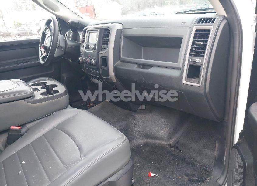 Photo 5 of 2016 Ram 1500 TRADESMAN (VIN 1C6RR6FG0GS233841)