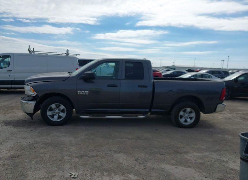 Photo 15 of 2018 Ram 1500 TRADESMAN 4X2 6'4 BOX (VIN 1C6RR6FG0JS340430)
