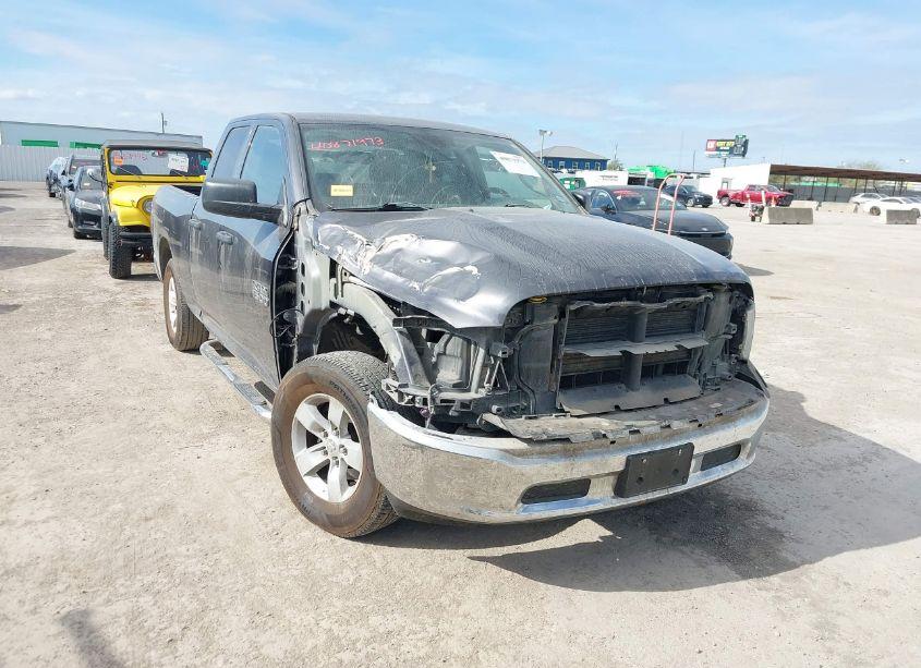 Photo 6 of 2018 Ram 1500 TRADESMAN 4X2 6'4 BOX (VIN 1C6RR6FG0JS340430)