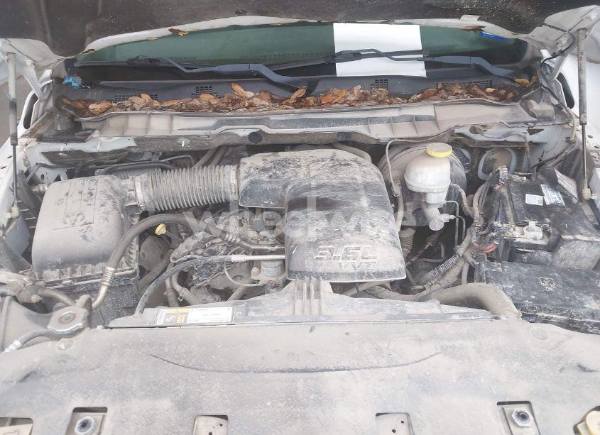 Photo 10 of 2019 Ram 1500 CLASSIC TRADESMAN 4X2 6'4 BOX (VIN 1C6RR6FG0KS581521)