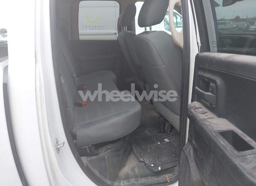 Photo 8 of 2019 Ram 1500 CLASSIC TRADESMAN 4X2 6'4 BOX (VIN 1C6RR6FG0KS581521)