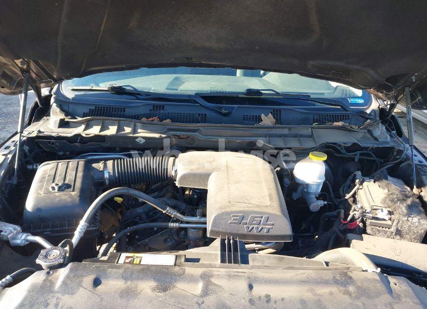 Photo 10 of 2019 Ram 1500 CLASSIC EXPRESS 4X2 6'4 BOX (VIN 1C6RR6FG0KS733538)