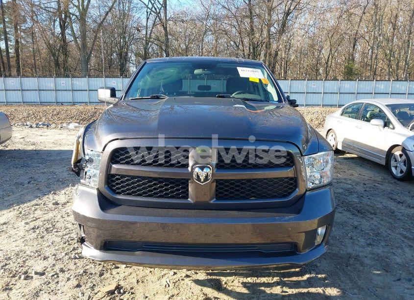 Photo 12 of 2019 Ram 1500 CLASSIC EXPRESS 4X2 6'4 BOX (VIN 1C6RR6FG0KS733538)