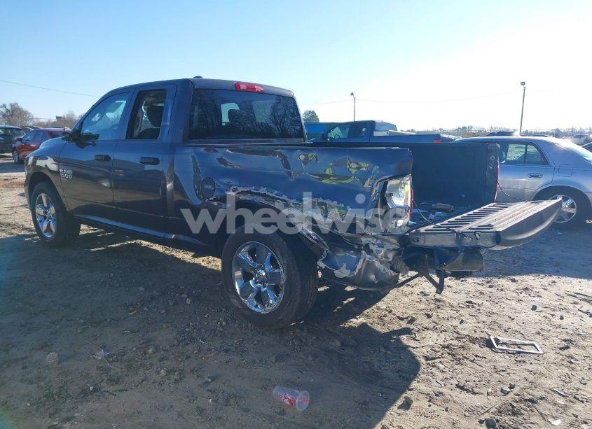 Photo 3 of 2019 Ram 1500 CLASSIC EXPRESS 4X2 6'4 BOX (VIN 1C6RR6FG0KS733538)