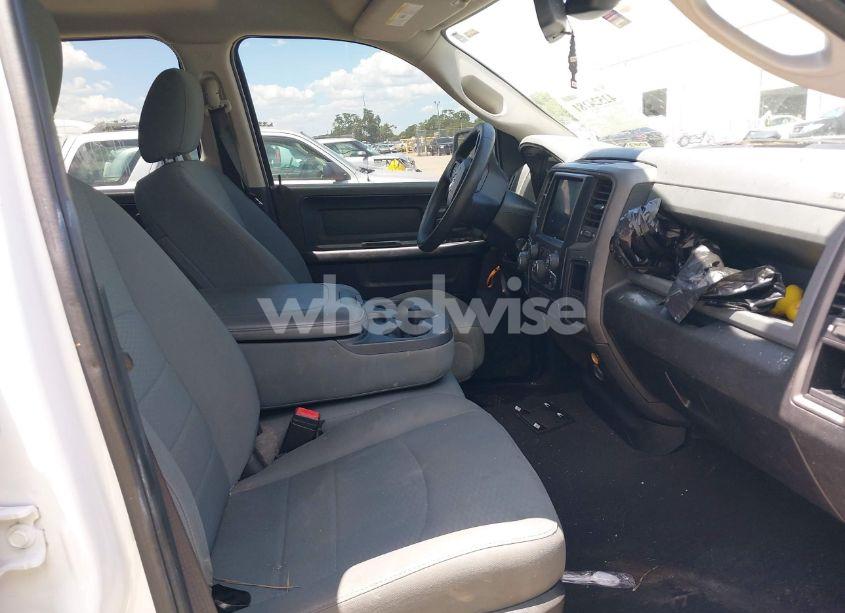 Photo 5 of 2020 Ram 1500 CLASSIC TRADESMAN 4X2 6'4 BOX (VIN 1C6RR6FG0LS156396)