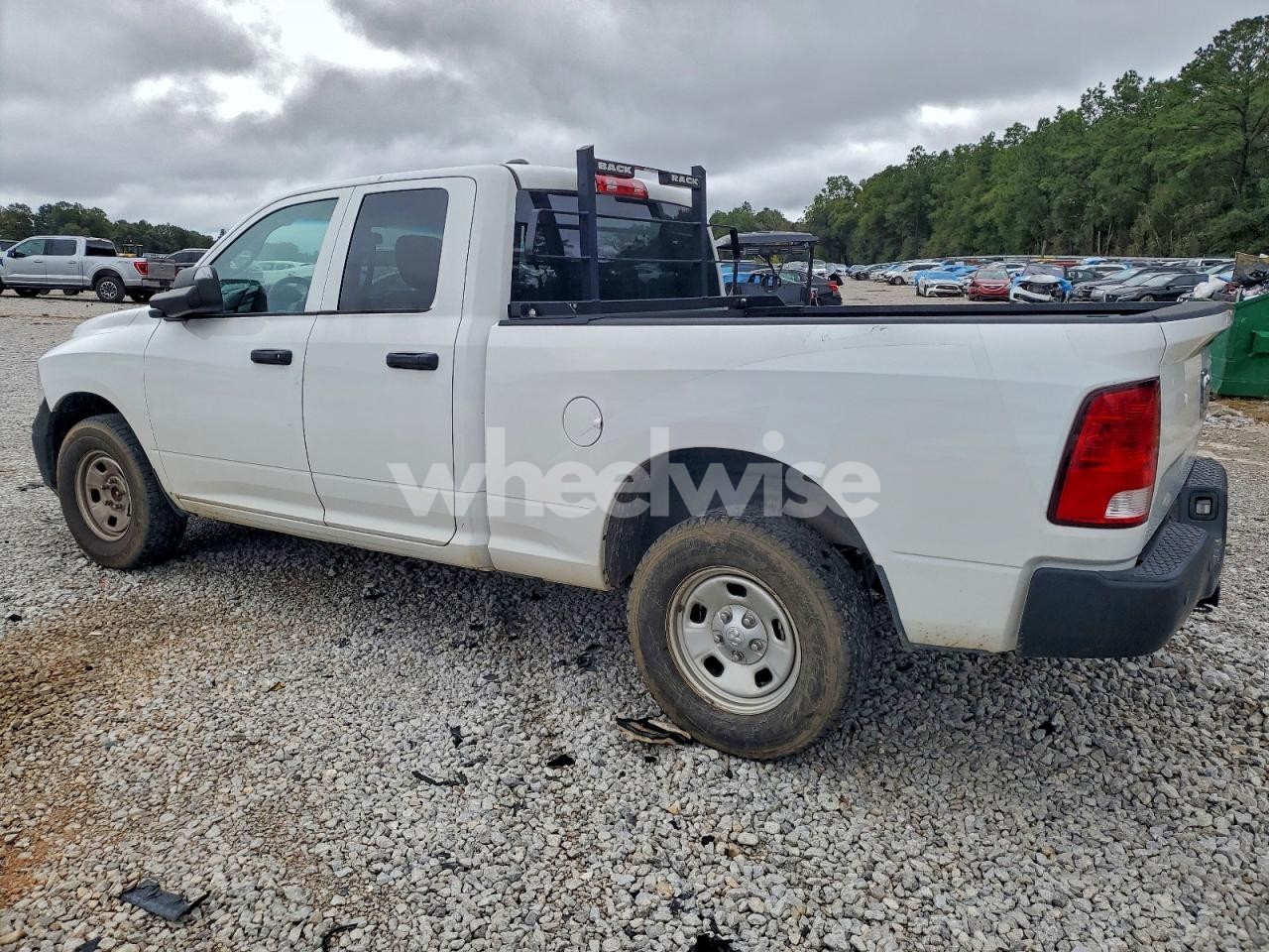 Photo 2 of 2022 RAM 1500 CLASSIC TRADESMAN (VIN 1C6RR6FG0NS153601)