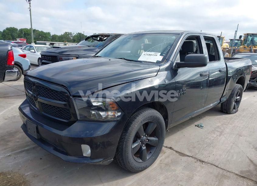 Photo 2 of 2016 Ram 1500 EXPRESS (VIN 1C6RR6FG1GS107293)