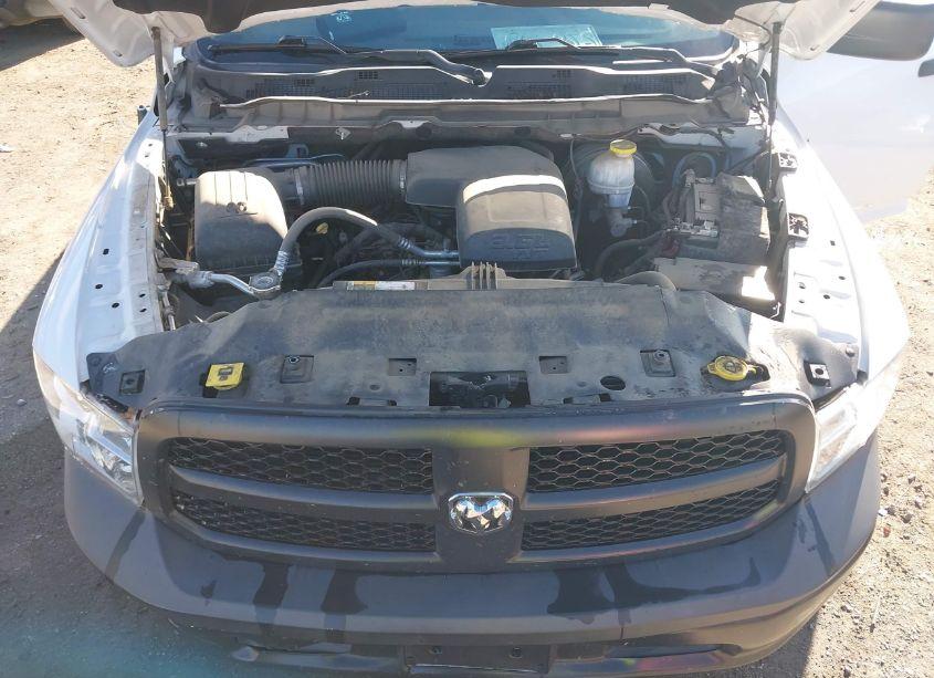 Photo 10 of 2018 Ram 1500 TRADESMAN 4X2 6'4 BOX (VIN 1C6RR6FG1JS304262)