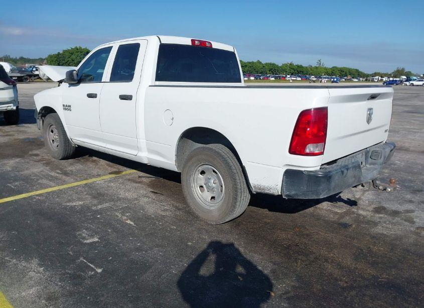 Photo 3 of 2018 Ram 1500 TRADESMAN 4X2 6'4 BOX (VIN 1C6RR6FG1JS322499)