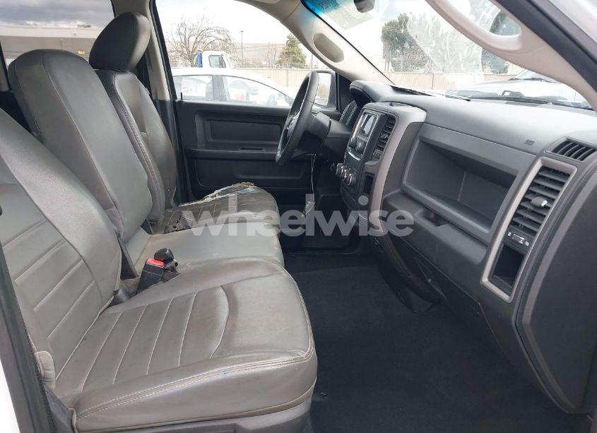 Photo 5 of 2019 Ram 1500 CLASSIC TRADESMAN 4X2 6'4 BOX (VIN 1C6RR6FG1KS627826)