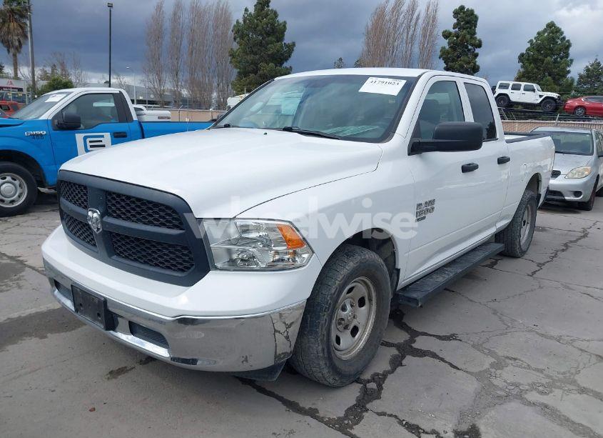 Photo 6 of 2019 Ram 1500 CLASSIC TRADESMAN 4X2 6'4 BOX (VIN 1C6RR6FG1KS627826)