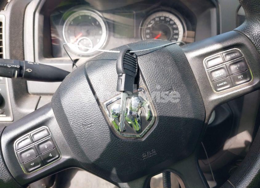 Photo 11 of 2017 Ram 1500 TRADESMAN QUAD CAB 4X2 6'4 BOX (VIN 1C6RR6FG2HS736109)