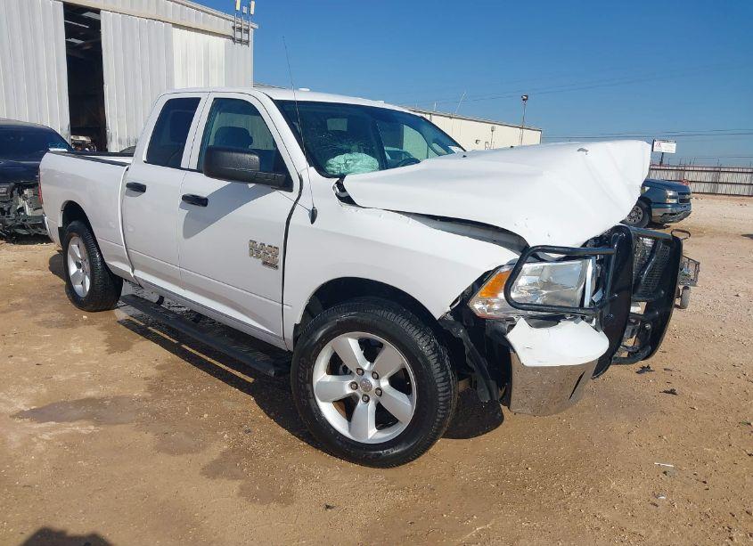 2020 Ram 1500 CLASSIC TRADESMAN 4X2 6'4 BOX (VIN 1C6RR6FG2LS161020) main photo