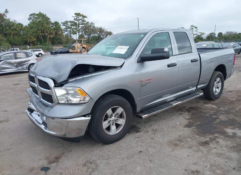 Photo 2 of 2022 Ram 1500 CLASSIC TRADESMAN 4X2 6'4 BOX (VIN 1C6RR6FG2NS148397)