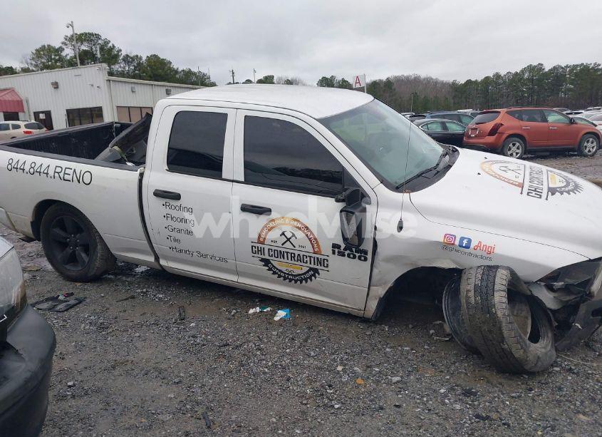 Photo 13 of 2018 Ram 1500 EXPRESS 4X2 6'4 BOX (VIN 1C6RR6FG3JS147382)